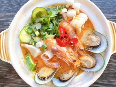 Seafood Laska Claypot